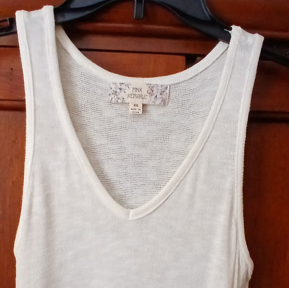 💕Pink Republic Layering Tank Top💕 - Picture 2 of 3
